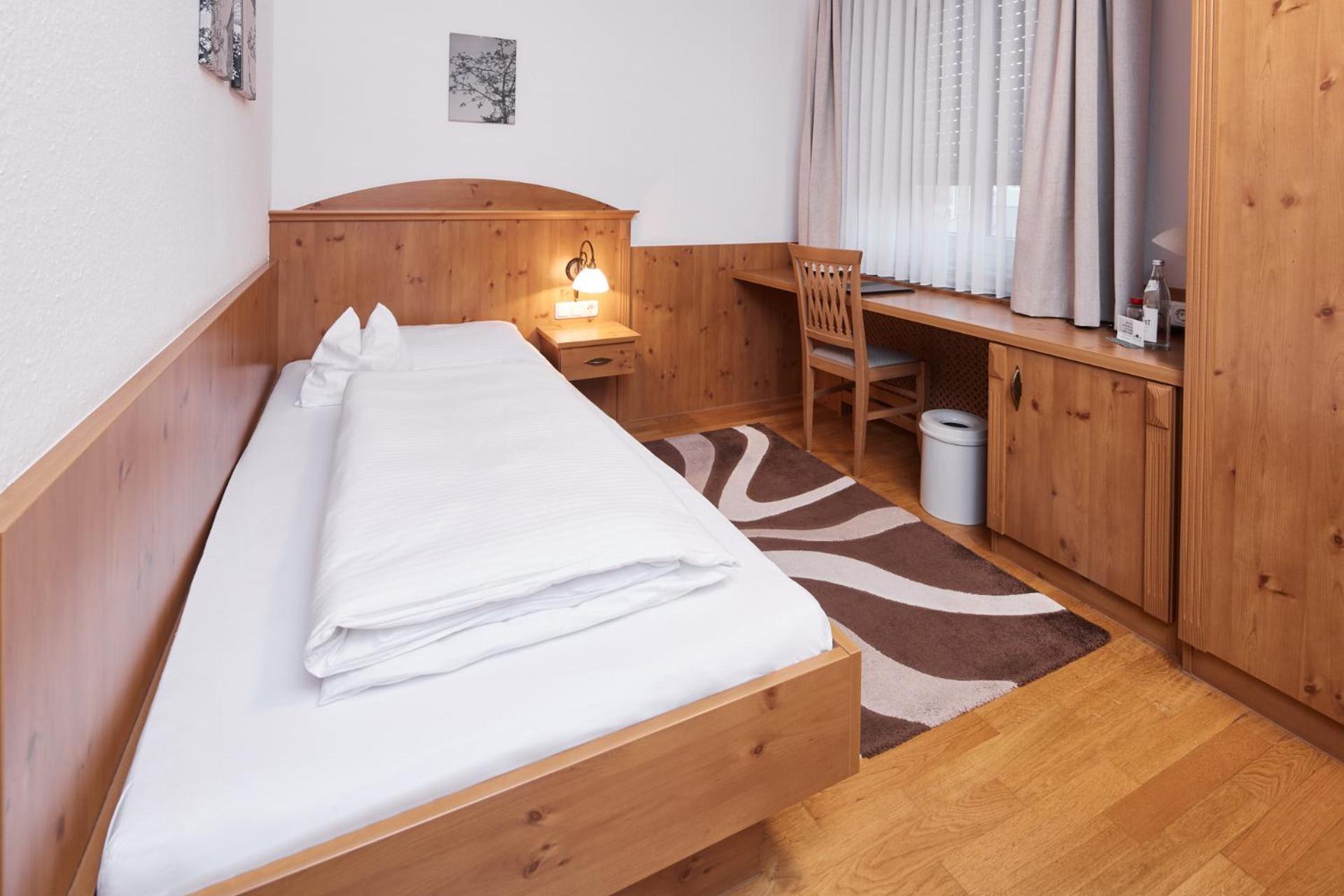 Hotel Zu Den Drei Kronen Donauwörth Exteriér fotografie